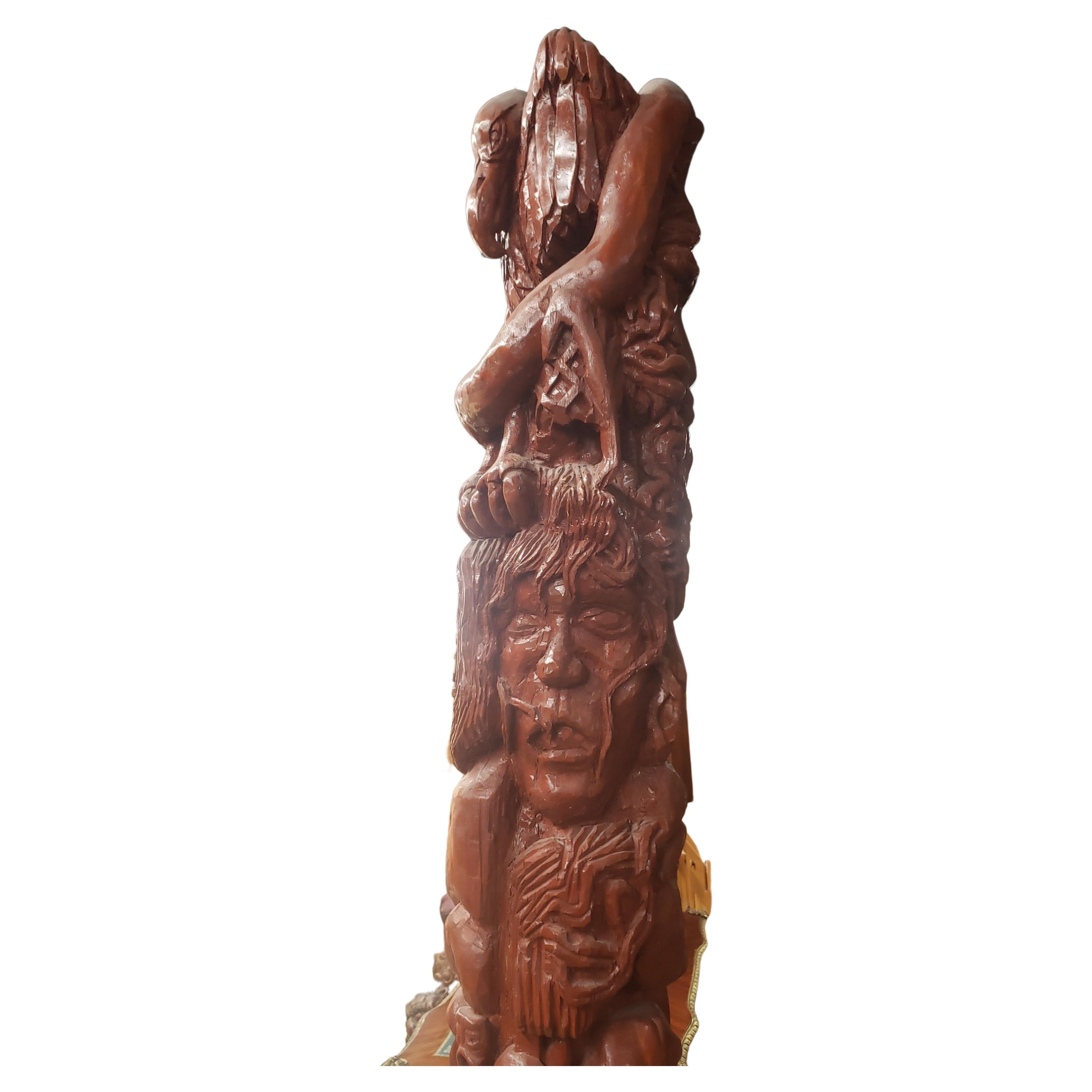 Very Large 19th Century North-Western Indian Carved Wood Totem Pole  For Sale 2