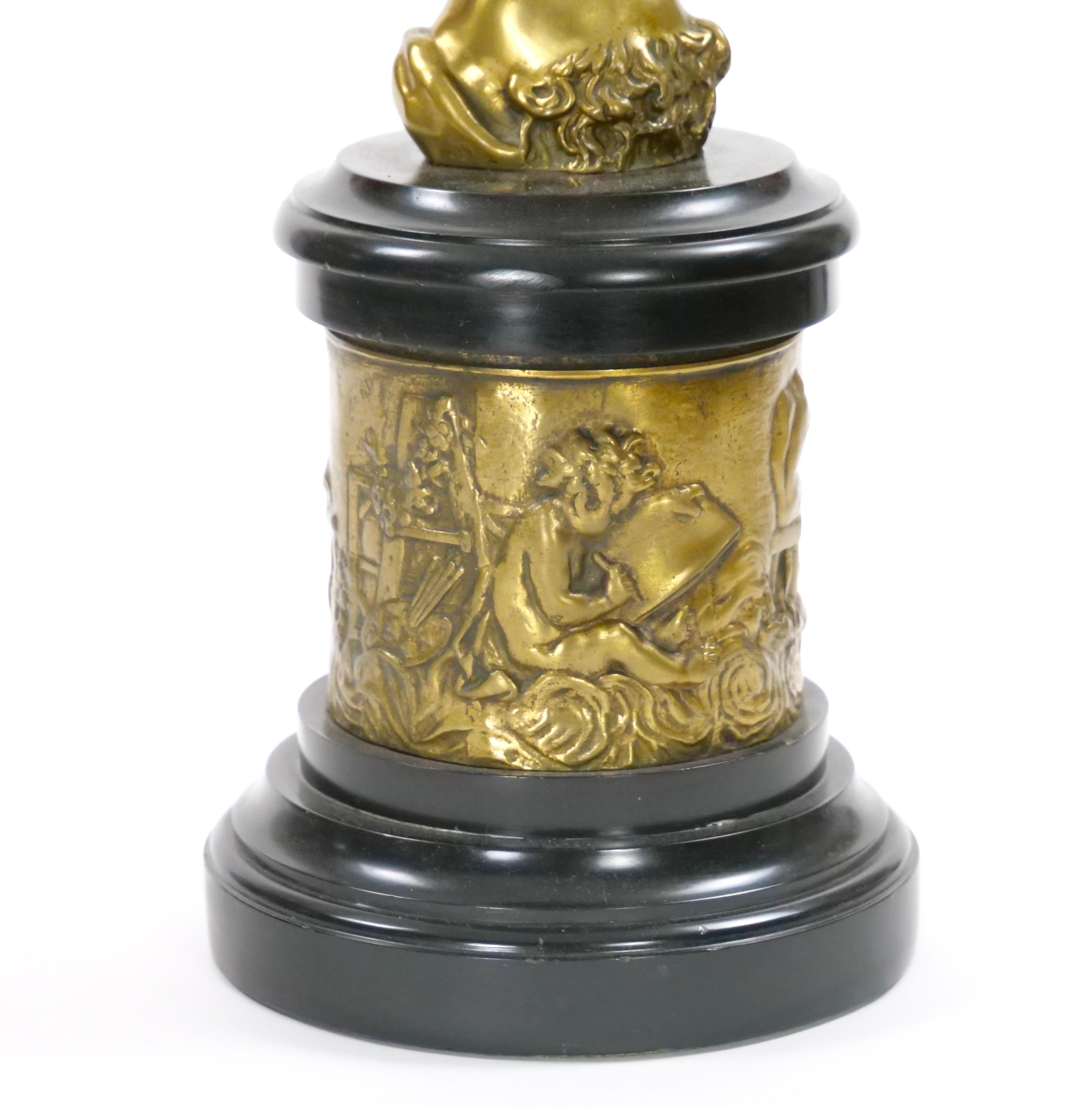 Figura di Mercurio in bronzo dorato patinato molto grande del XIX secolo in vendita 4