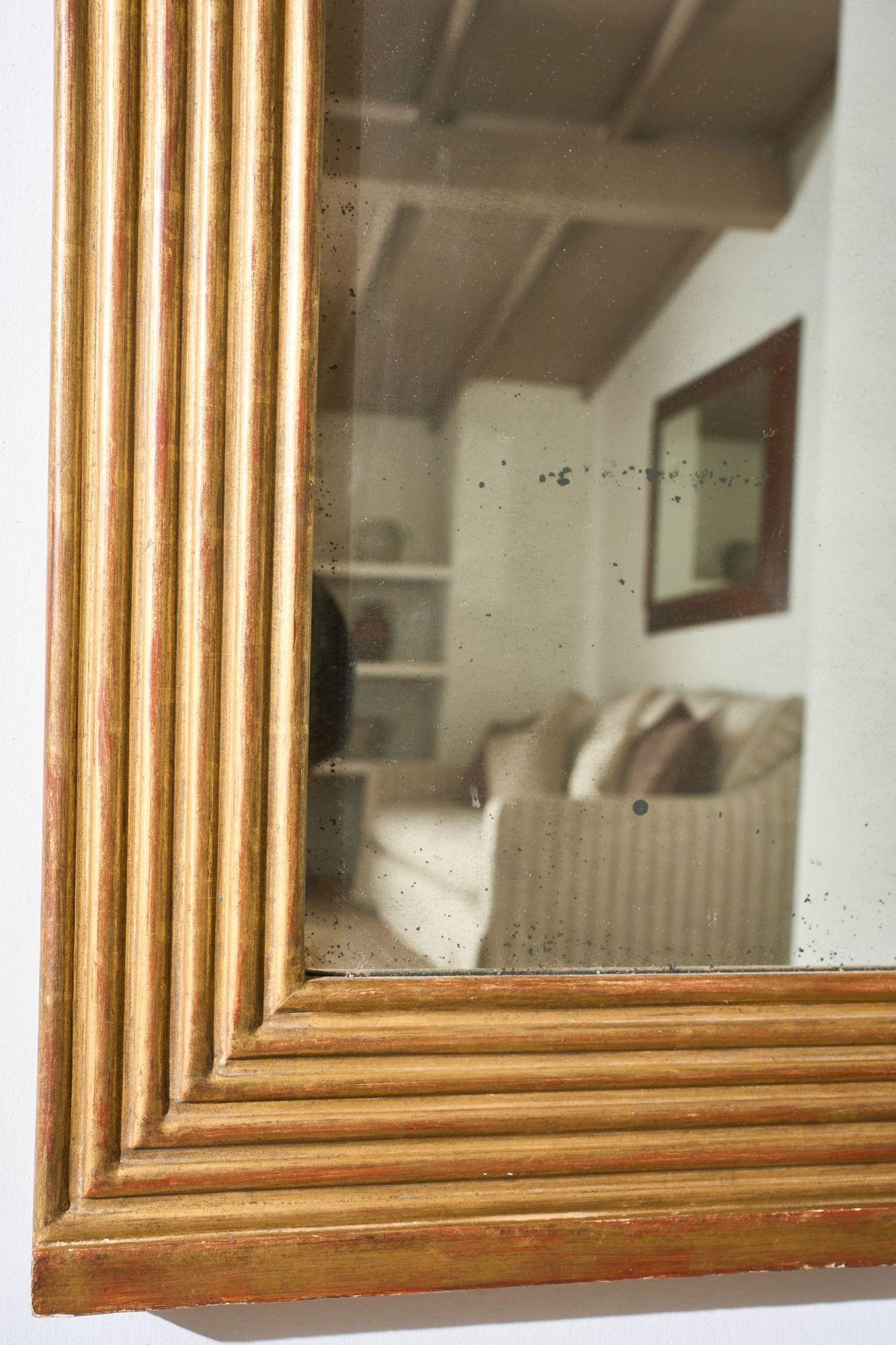 Très grand miroir à trumeau du XIXe siècle, de forme carrée et cannelée en vente 1