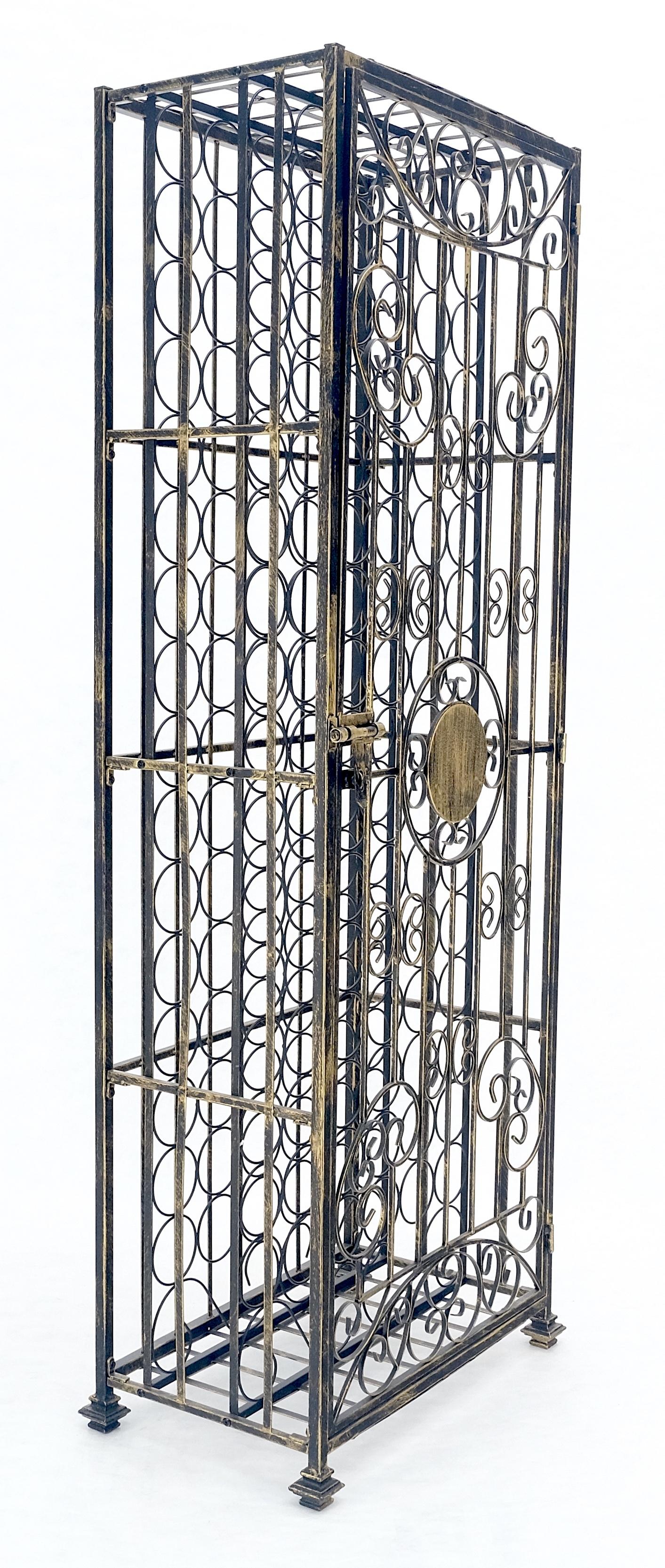 Very Large 96 Bottles Cage Shape Wine Rack Locker Wrought Iron in vendita 7