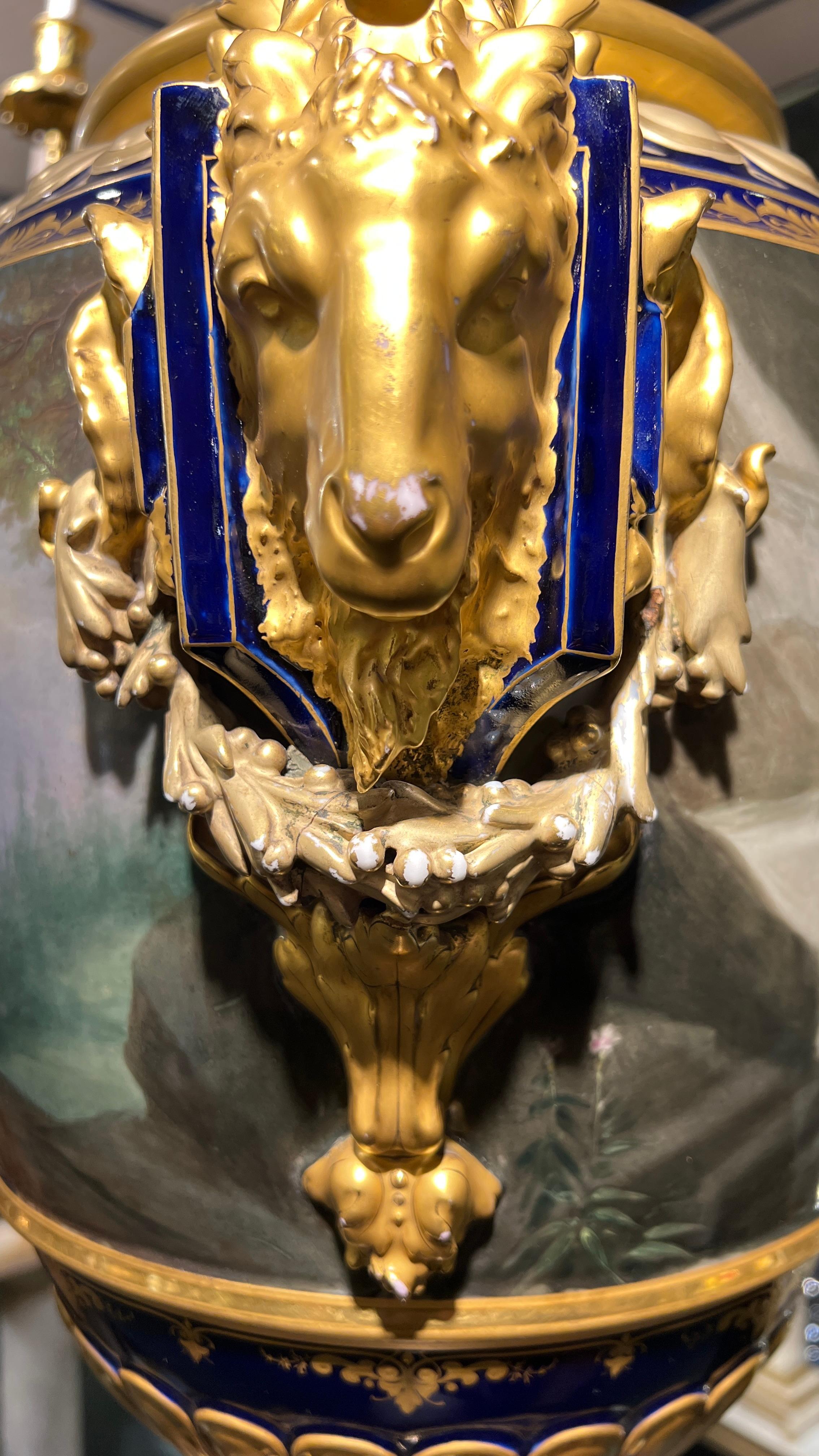 very large and Impressive 19 century Vienna Style Porcelain Vase in vendita 8