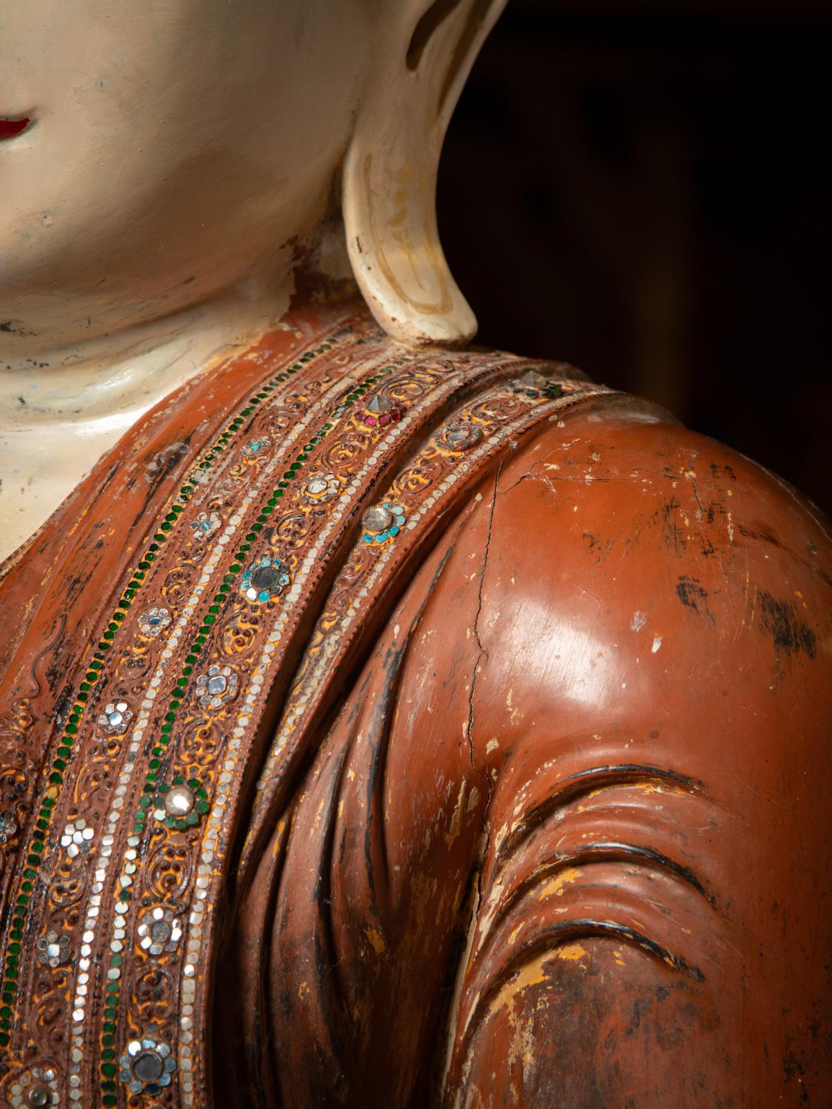 Très grande et spéciale statue de Bouddha ancien de Birmanie en vente 6