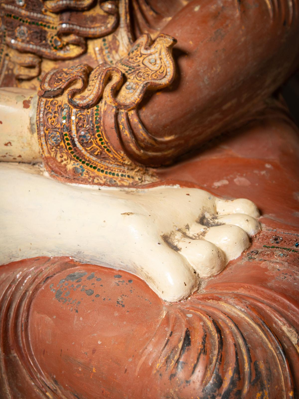 Très grande et spéciale statue de Bouddha ancien de Birmanie en vente 8