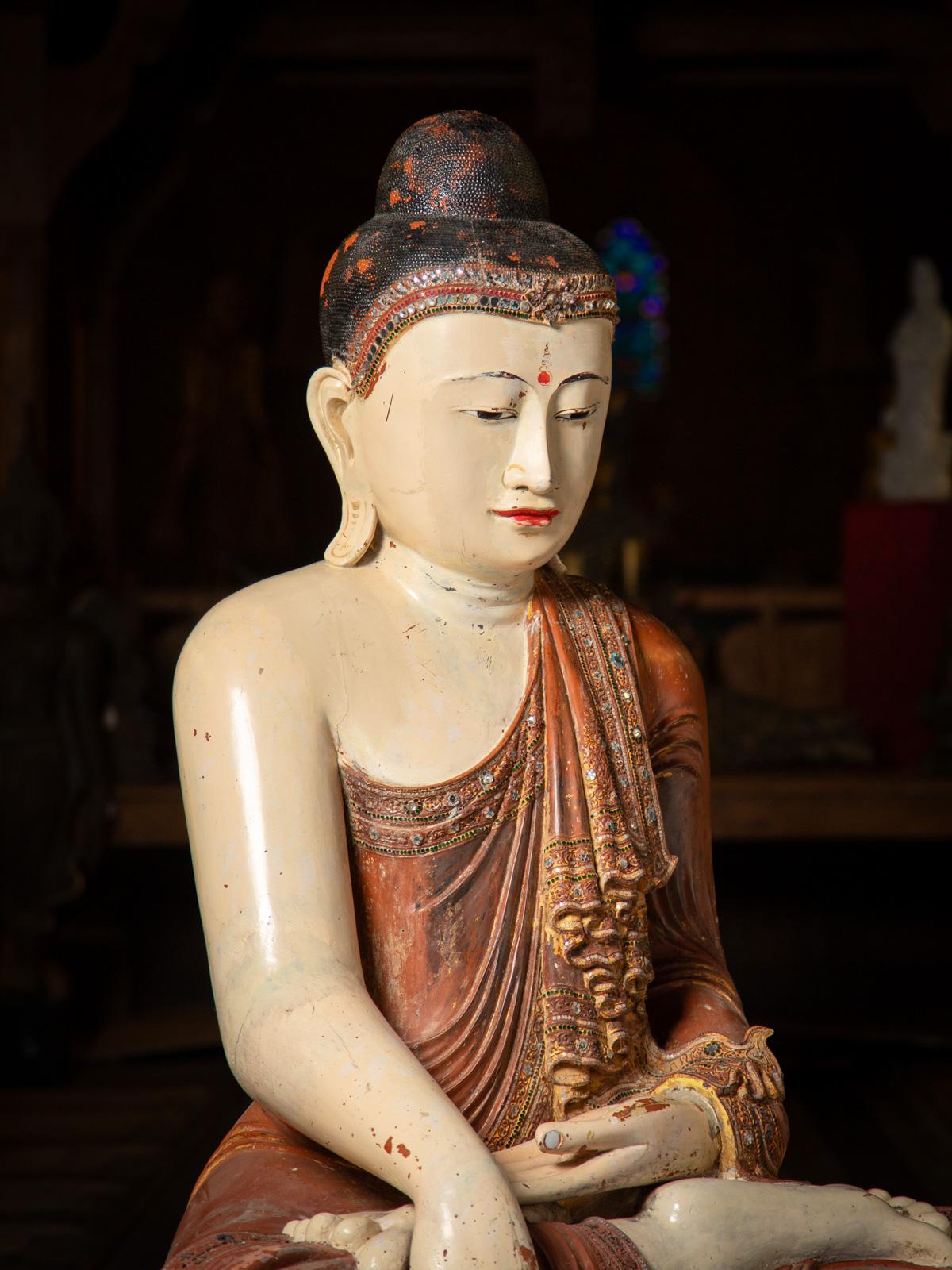 Très grande et spéciale statue de Bouddha ancien de Birmanie en vente 14