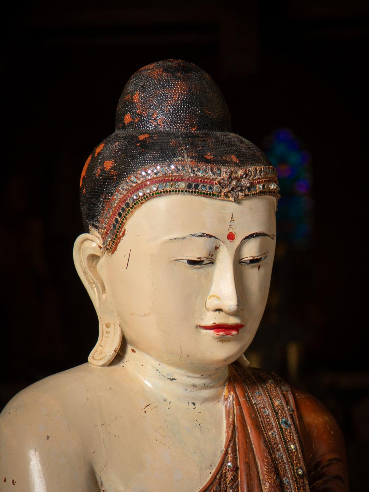 Très grande et spéciale statue de Bouddha ancien de Birmanie en vente 15