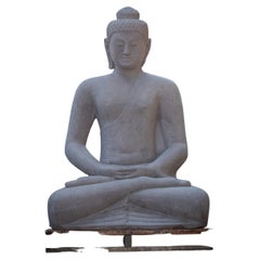 Große und besondere Buddha-Statue aus Lavastein in Dhyana Mudra – neu hergestellt