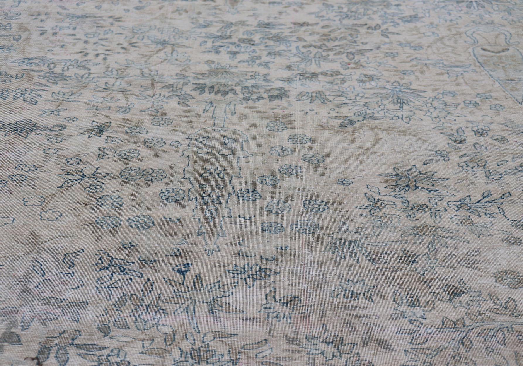 Very Large Antique Amritsar Rug with Flower & Leaf Design in Blush, Blue, Brown For Sale 5