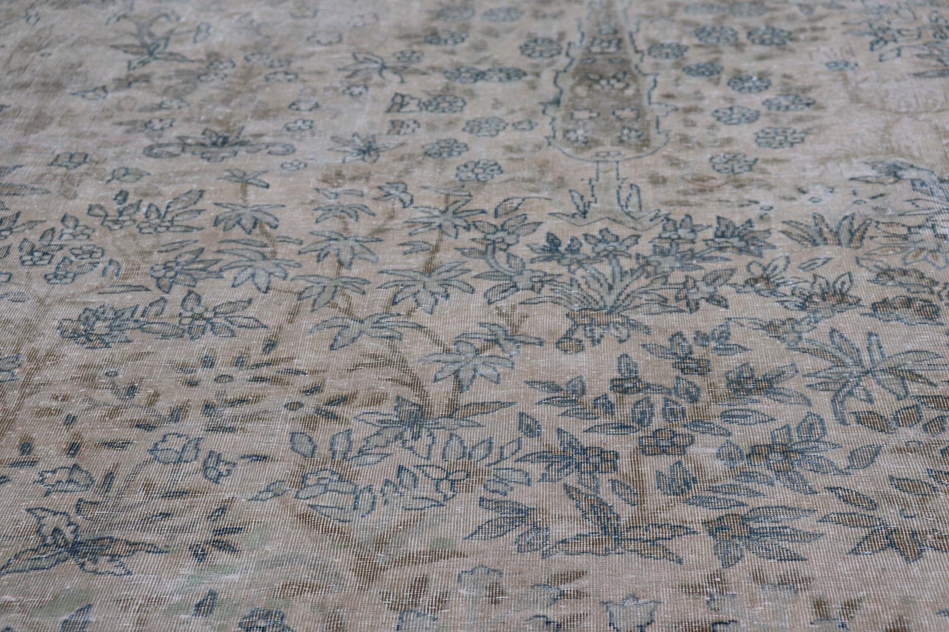 Very Large Antique Amritsar Rug with Flower & Leaf Design in Blush, Blue, Brown For Sale 8