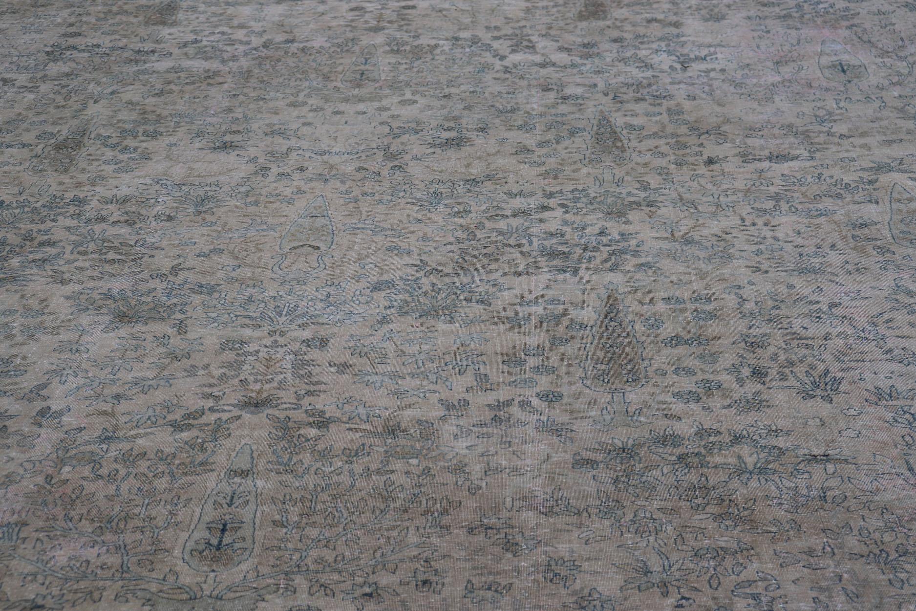 Very Large Antique Amritsar Rug with Flower & Leaf Design in Blush, Blue, Brown For Sale 13