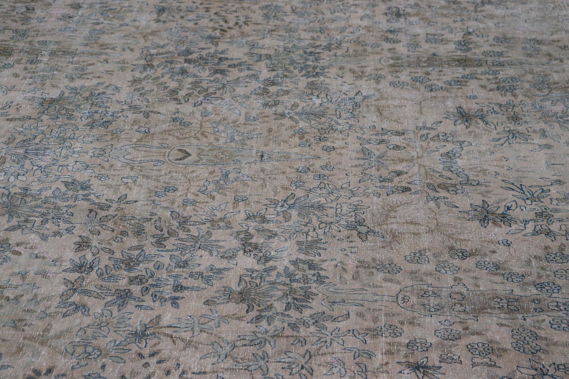Very Large Antique Amritsar Rug with Flower & Leaf Design in Blush, Blue, Brown For Sale 2