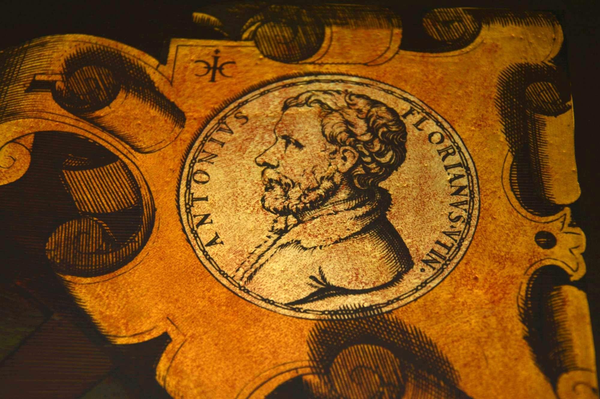 Very Large Antique Brass and Mahogany Atlas Coffee Table 6