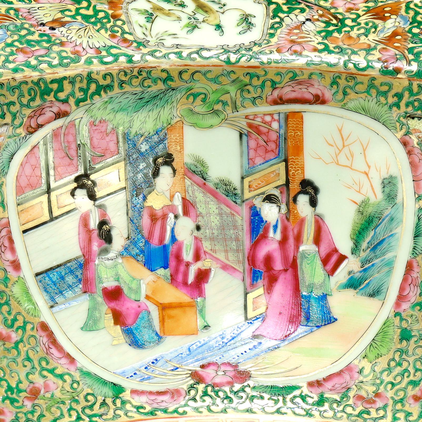 Très grand bol ou bassin antique chinois à médaillon rose de la période Qing en vente 3