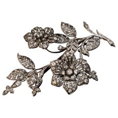 Très grande broche ancienne "En Tremblant" avec diamants
