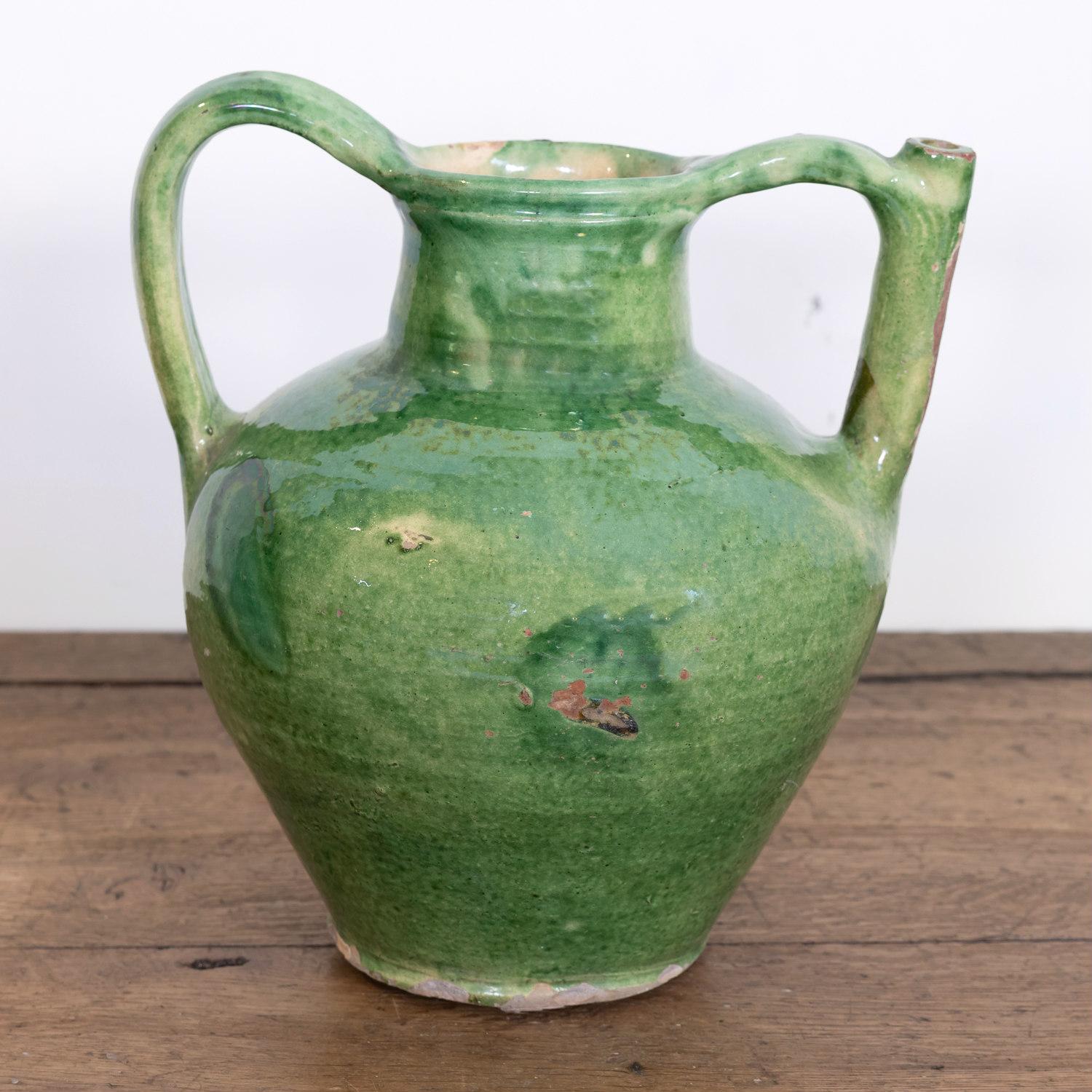Français Très grande Cruche Orjol ou Cruche à eau française ancienne avec glaçure verte rare