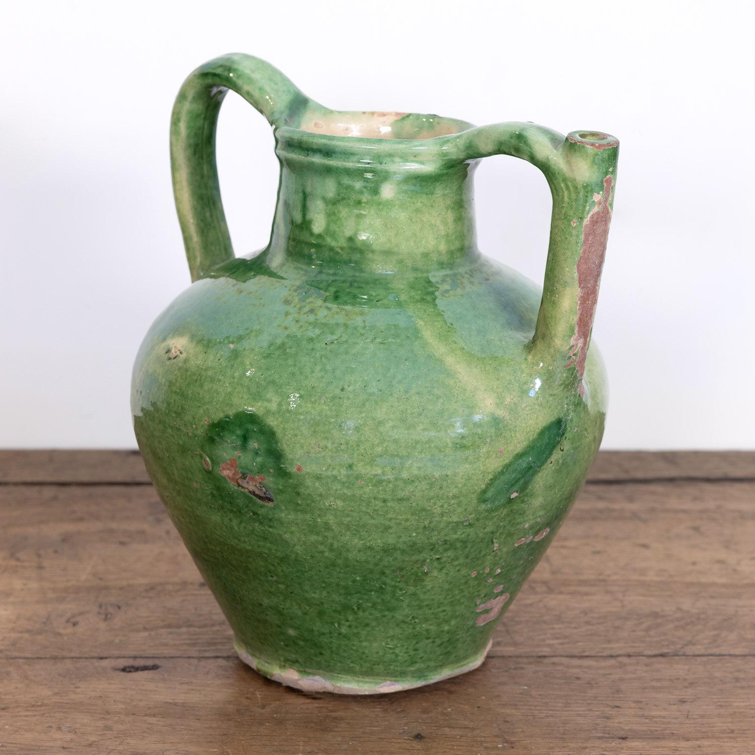 Vernissé Très grande Cruche Orjol ou Cruche à eau française ancienne avec glaçure verte rare