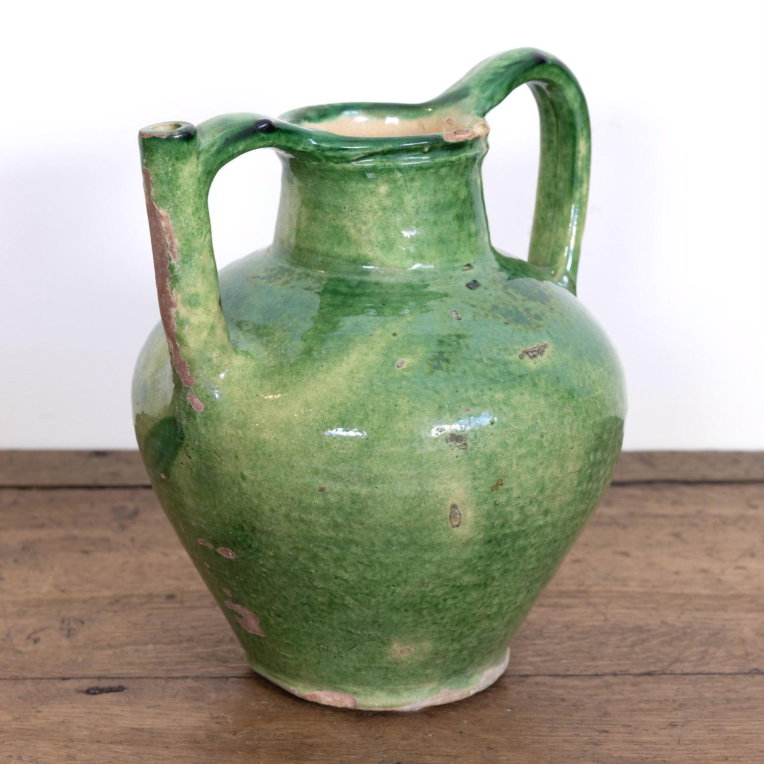 Milieu du XIXe siècle Très grande Cruche Orjol ou Cruche à eau française ancienne avec glaçure verte rare