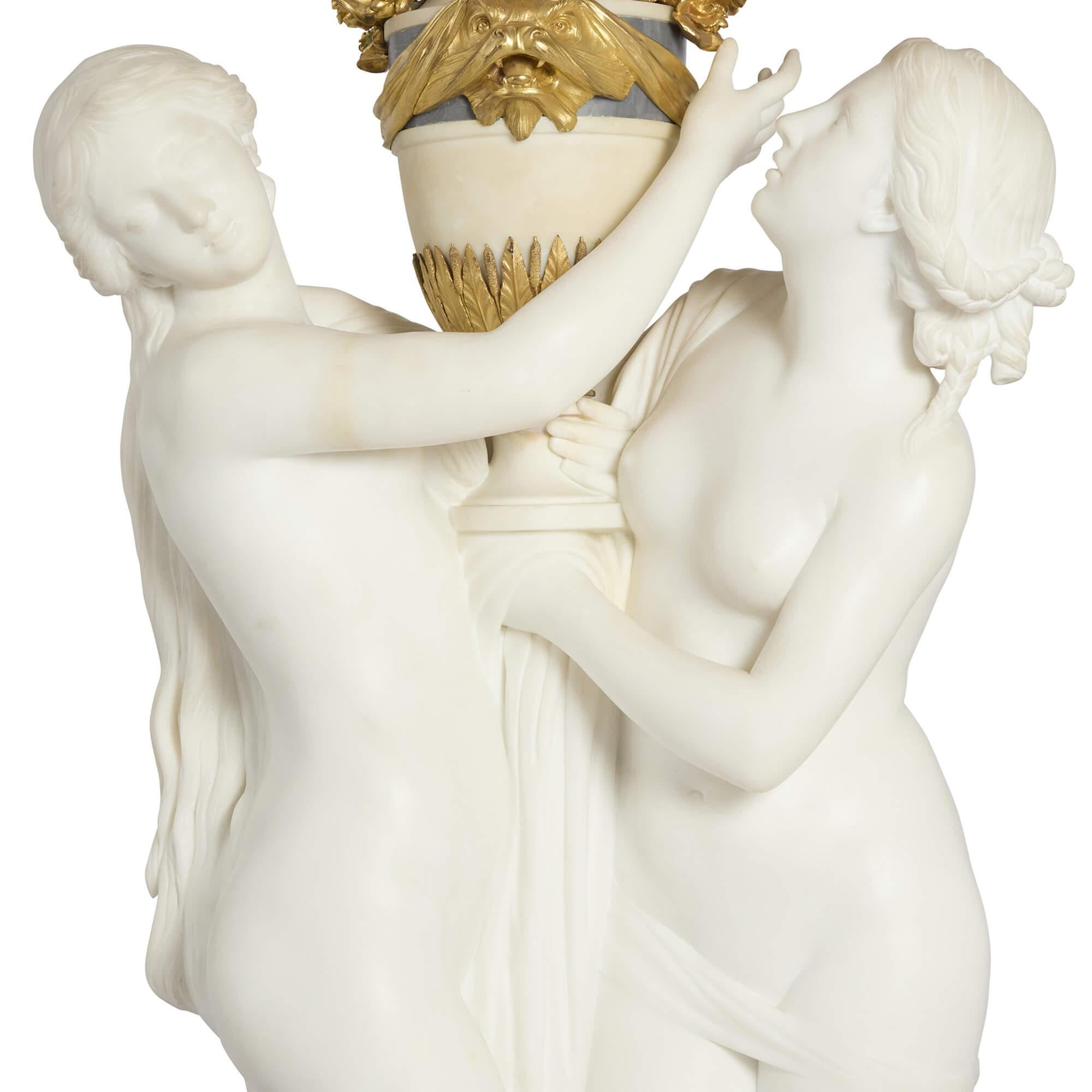 Sculpté Très grand chandelier ancien français en marbre doré Carrier-Belleuse Barbedienne en vente