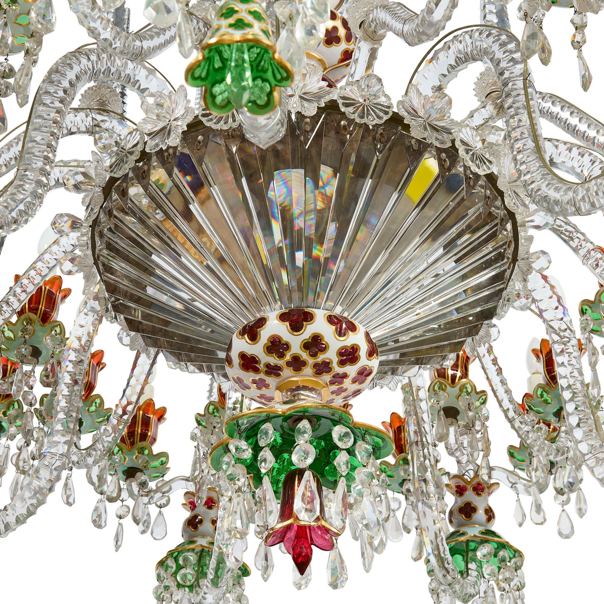 Muy Grande Antique French Vidrio Superpuesto Blanco Oro Verde Rojo Araña Baccarat siglo XIX en venta