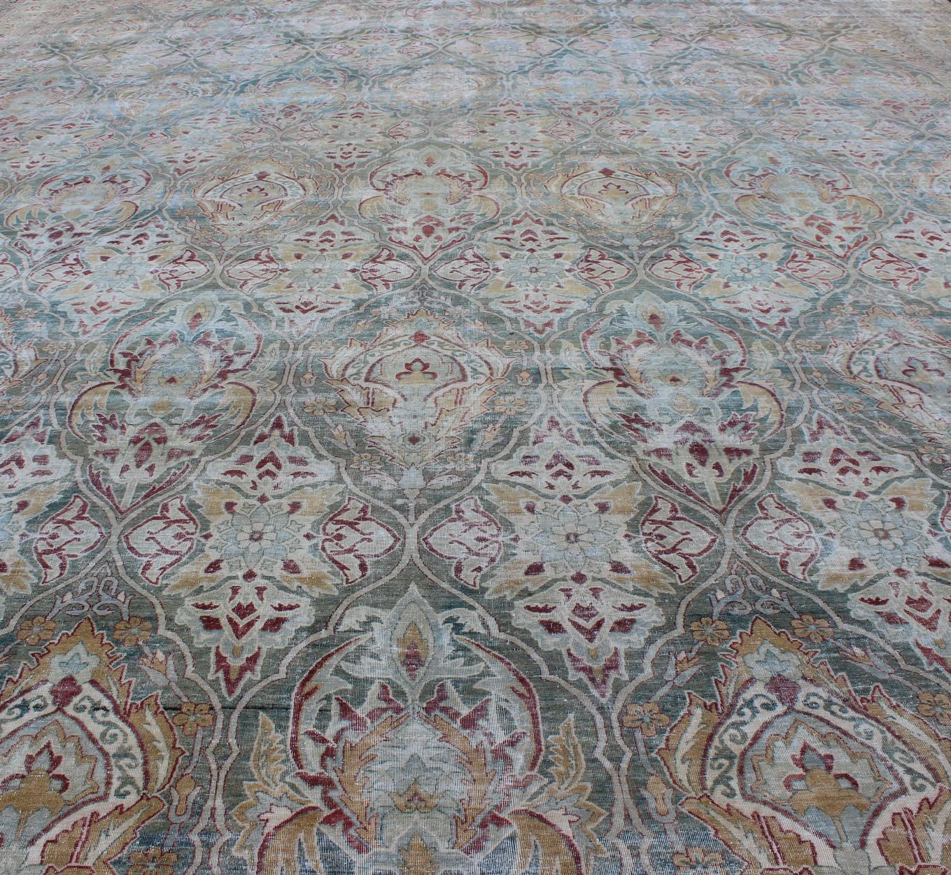 Very Large Antique Persian Distressed Lavar Kerman Rug In Large Scale Design For Sale 5