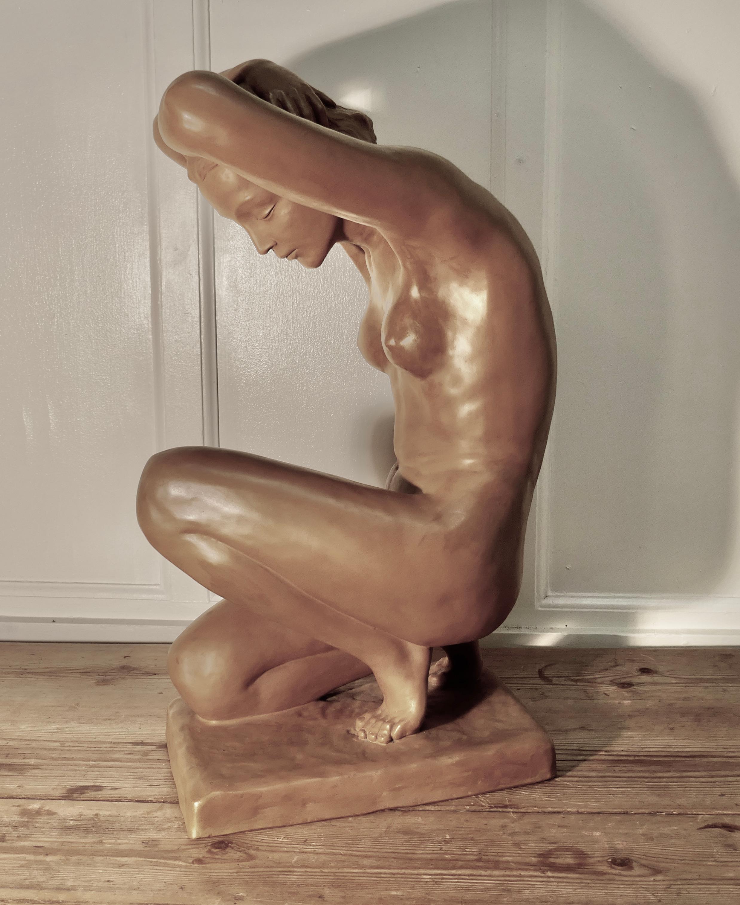 Very Large Art Deco Nude Female Figure In Good Condition In Chillerton, Isle of Wight