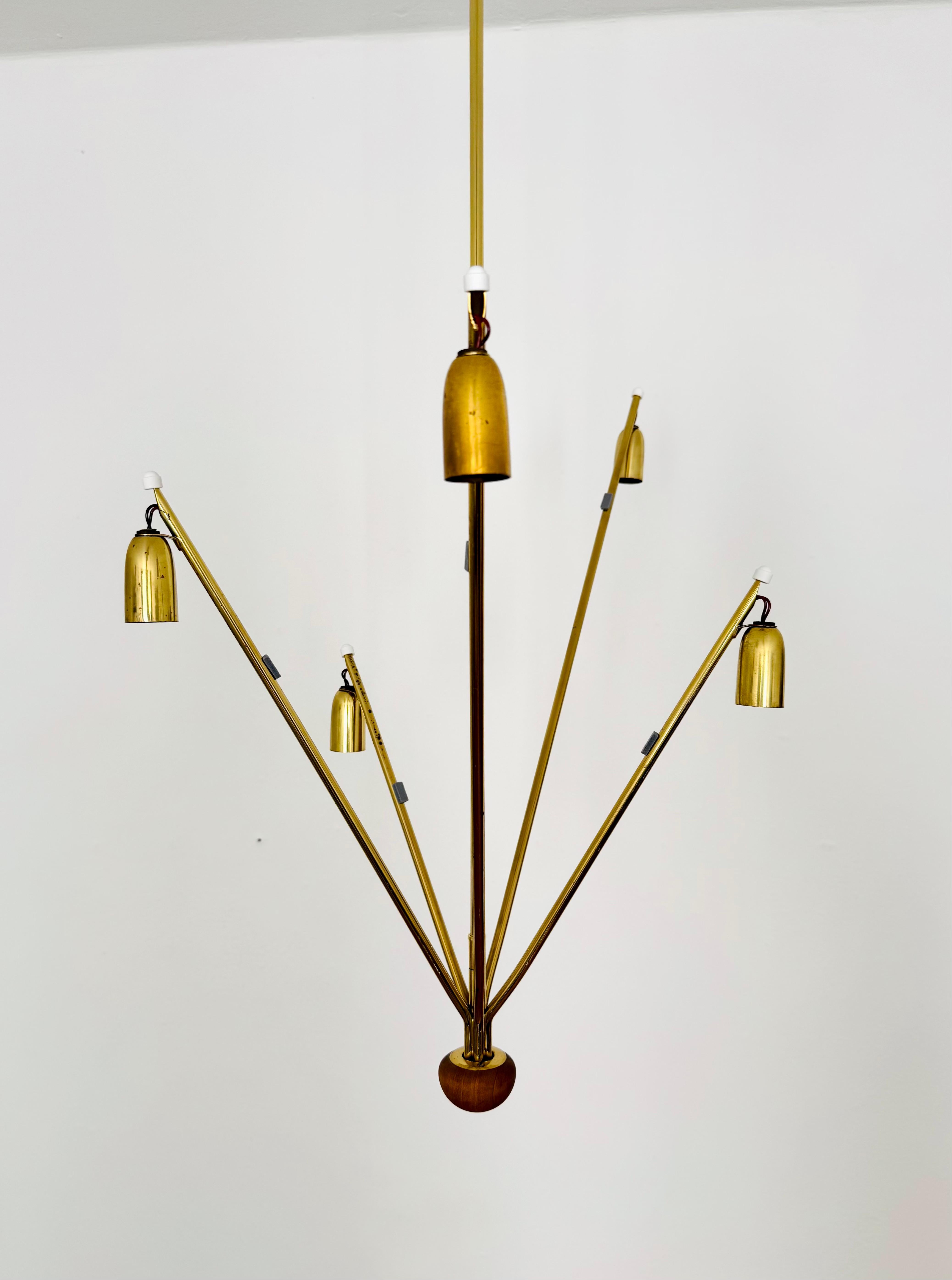 Très grand lustre autrichien en laiton de Kalmar en vente 8