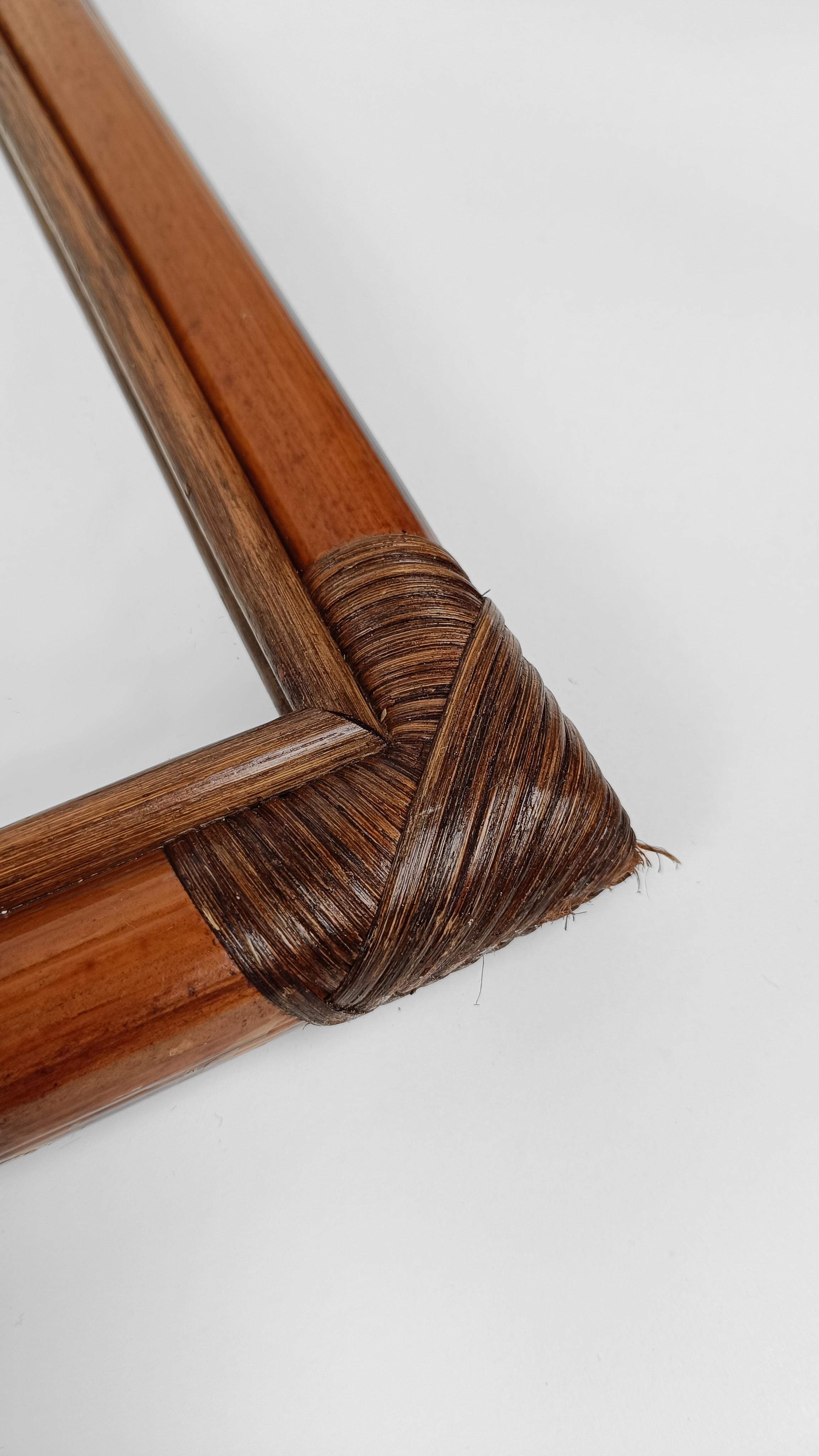 Specchio tribale molto grande in bambù e rattan nello stile di McGuire, Italia anni '70 in vendita 8