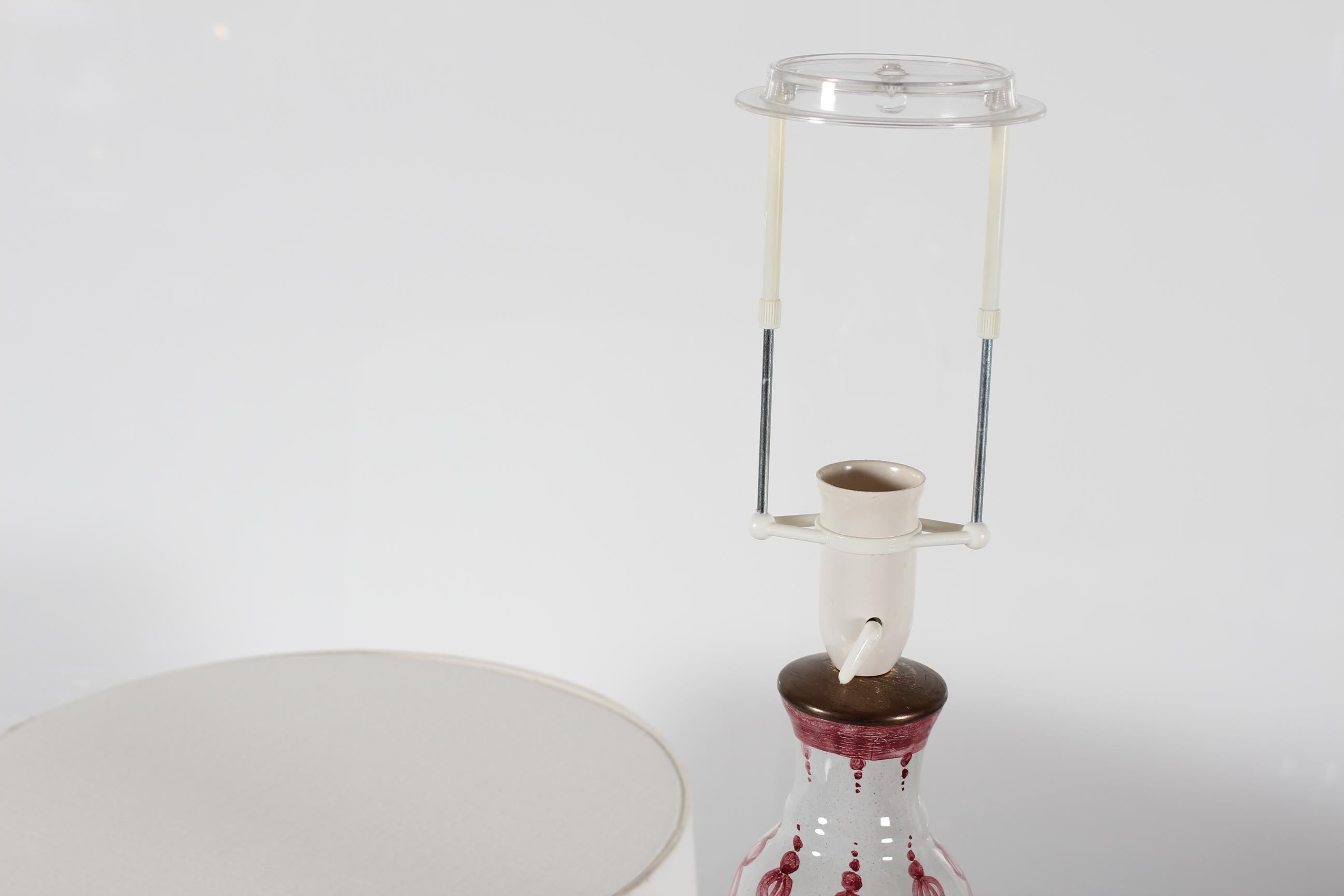 Très grande lampe de table Bjørn Wiinblad peinte à la main avec nouvel abat-jour 1978 Danemark en vente 3