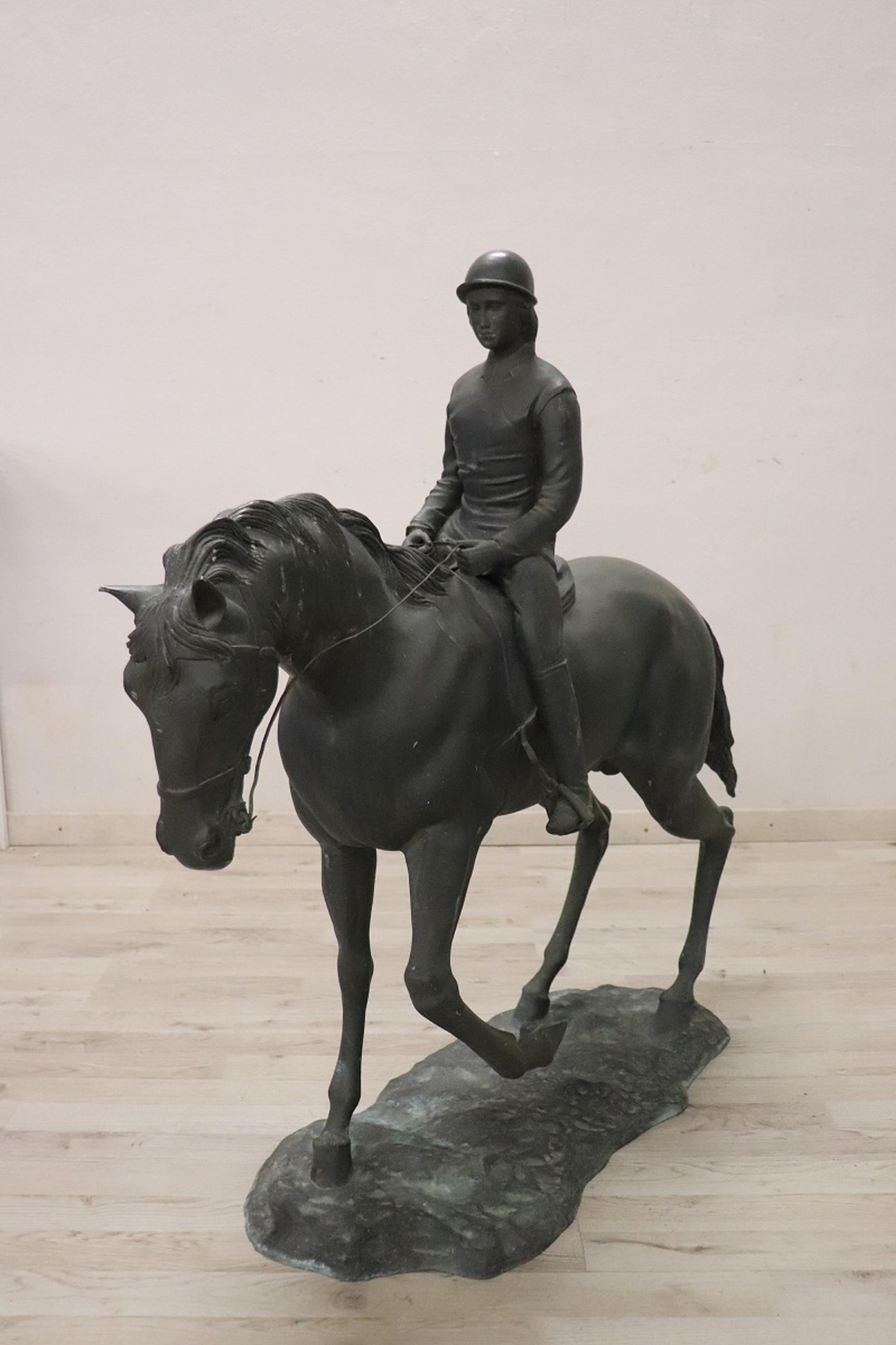 Sehr große Bronze-Skulptur signiert, Pferd und Jockey Statue Höhe 103 cm im Angebot 6