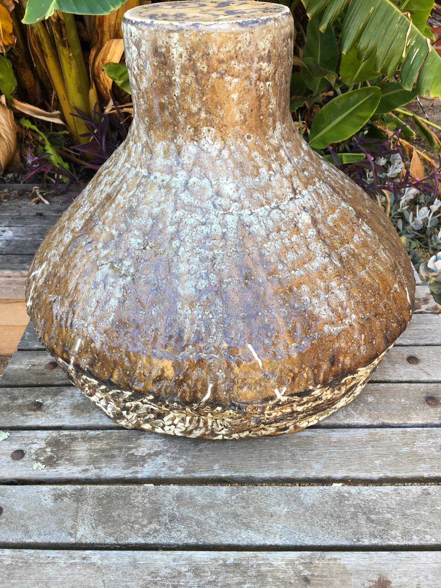Very Large Brutalist Middle Eastern Ceramic Planter 1970s For Sale 5