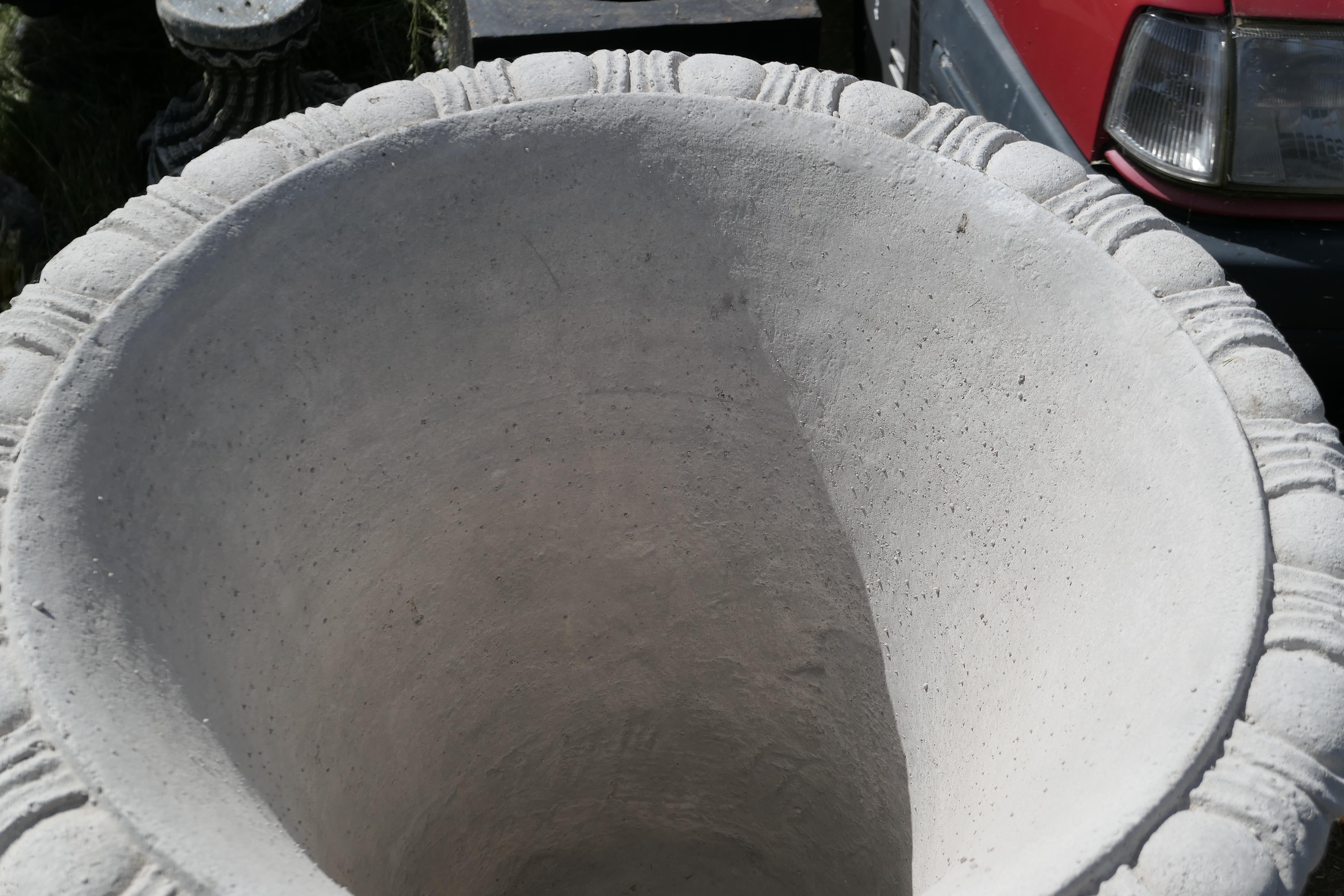 Concrete Very Large Classical Tudor Rose Garden Planter For Sale