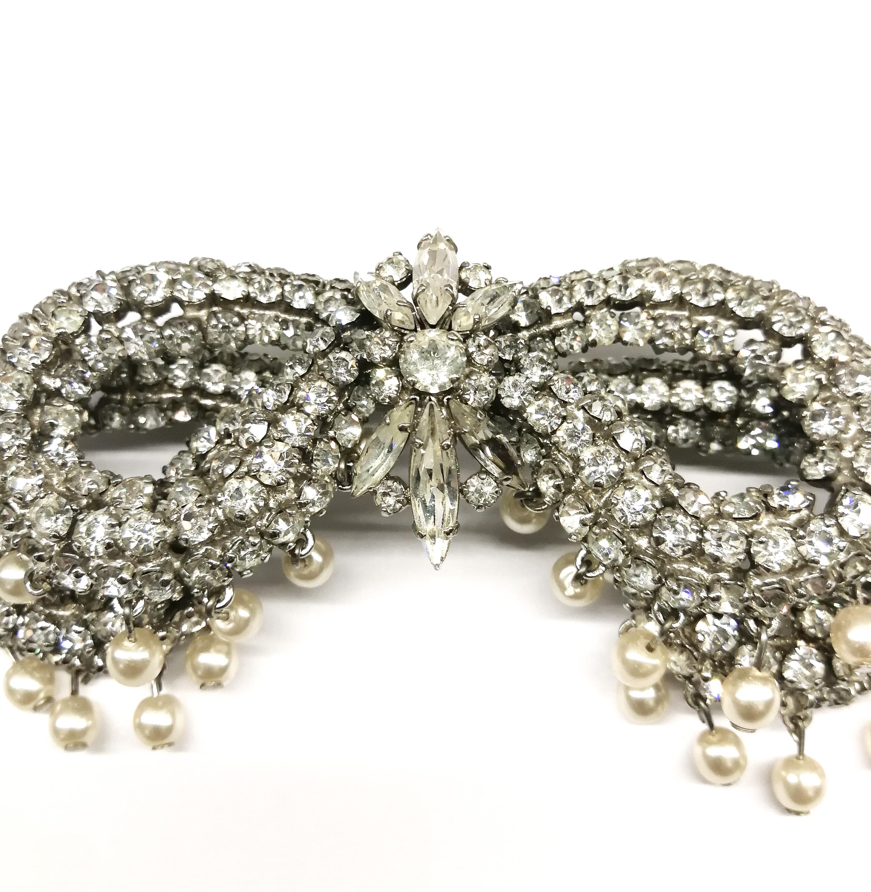 Very large clear paste and pearl 'bow' brooch, Roger Jean-Pierre, France, 1960s 2