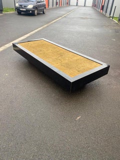 Très grande table basse en stratifié et daim, vers 1970