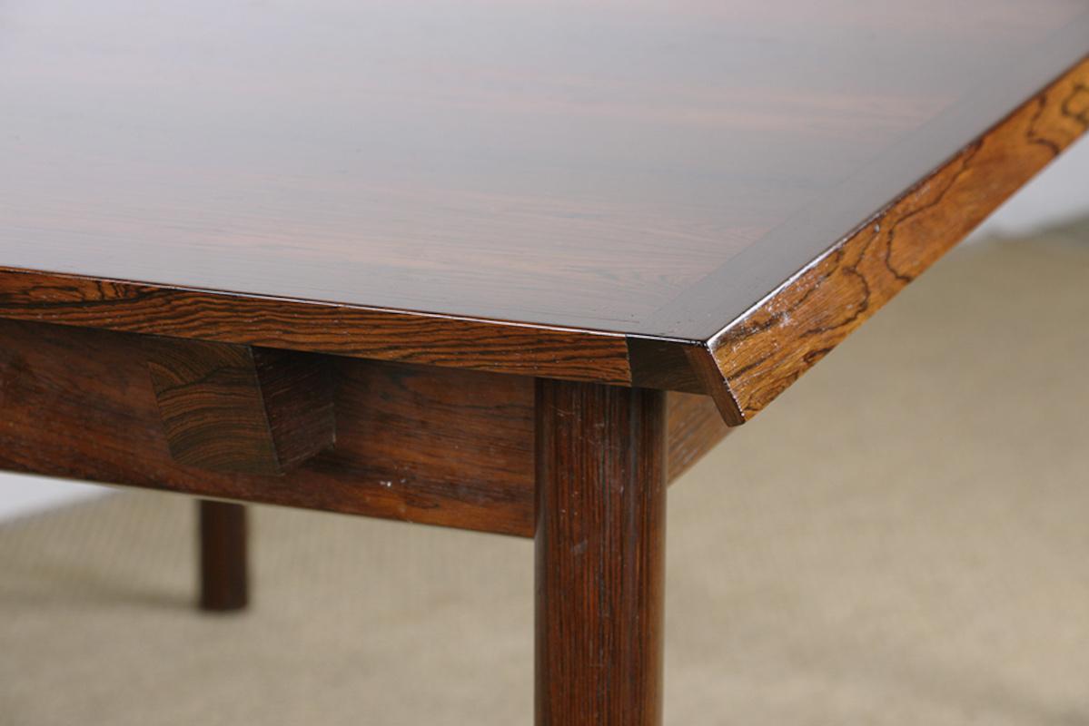 Very large Danish dining table, 250 cm, in Rosewood, Finn Juhl/France & Son. For Sale 6