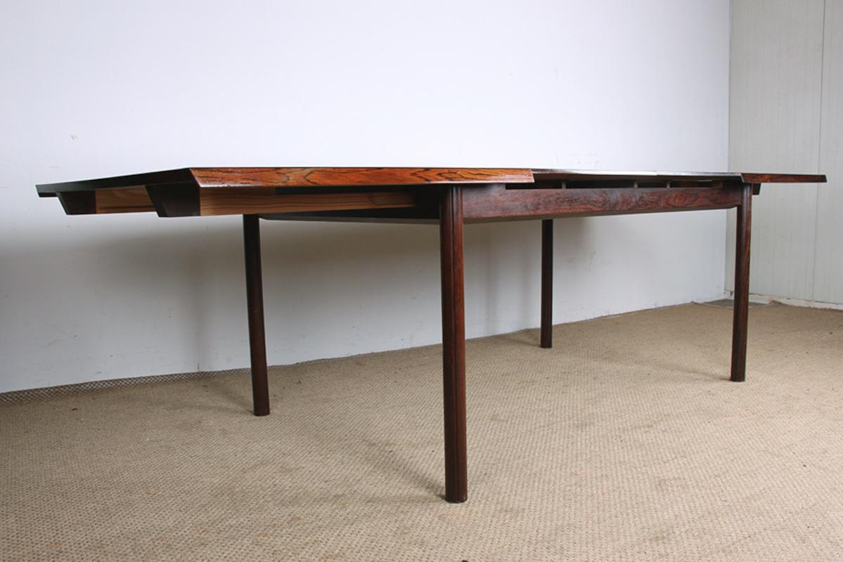 Very large Danish dining table, 250 cm, in Rosewood, Finn Juhl/France & Son. For Sale 9
