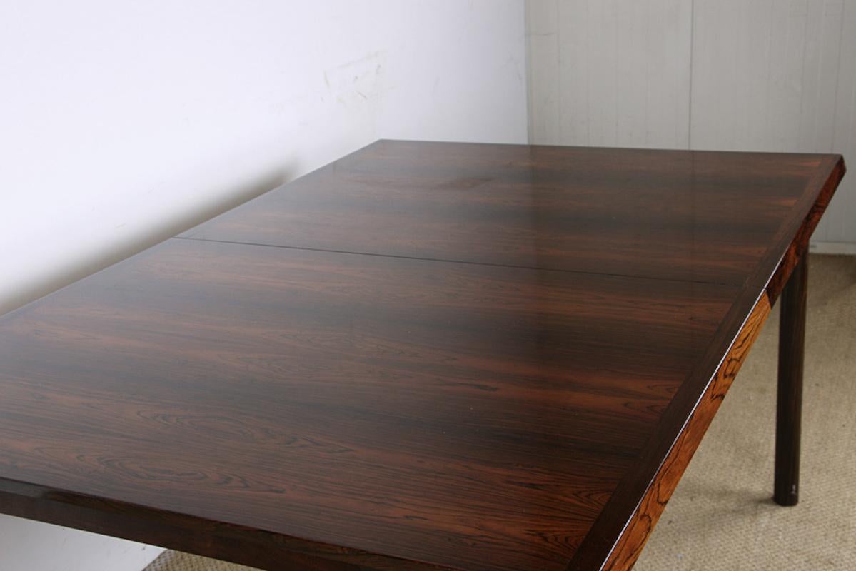 Very large Danish dining table, 250 cm, in Rosewood, Finn Juhl/France & Son. For Sale 1