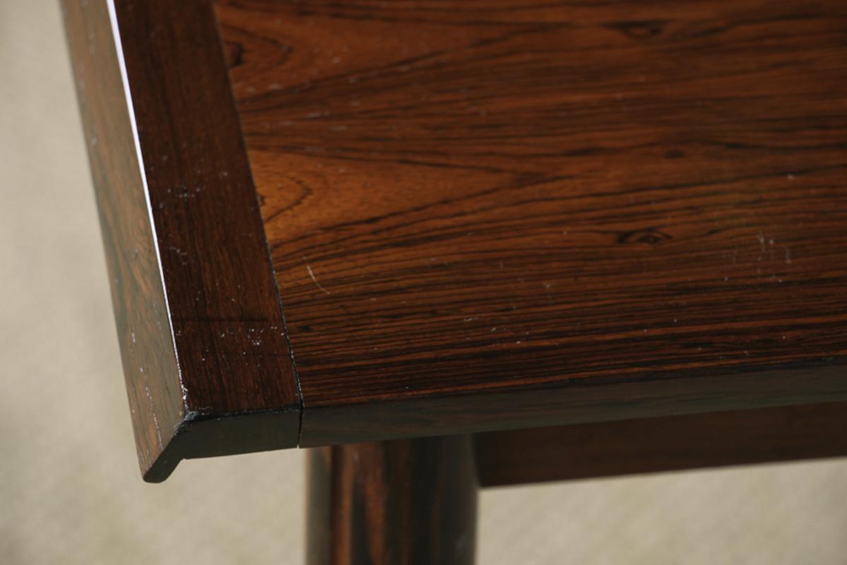 Very large Danish dining table, 250 cm, in Rosewood, Finn Juhl/France & Son. For Sale 3