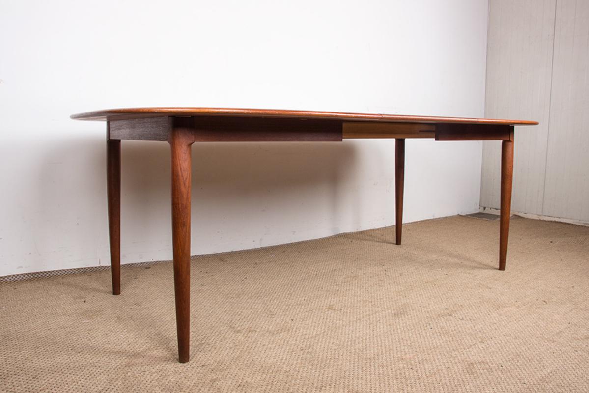 Very large Danish extendable dining table, 250 cm, in Teak by Hans Skovmand 1960 1