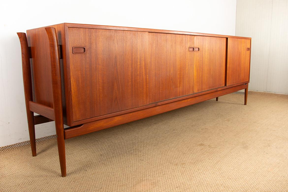 Sehr großes dänisches Sideboard 255 cm in Teak 1960. im Angebot 3