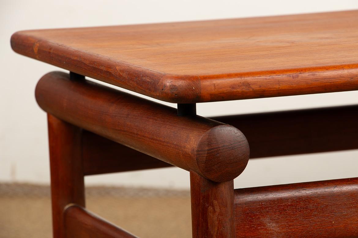 Tavolino o panca da salotto in teak danese molto grande di Borg Mogensen per Soborg. in vendita 1