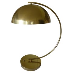Lampada da scrivania a cupola in ottone lucido molto grande in stile Deco con interruttore dolly