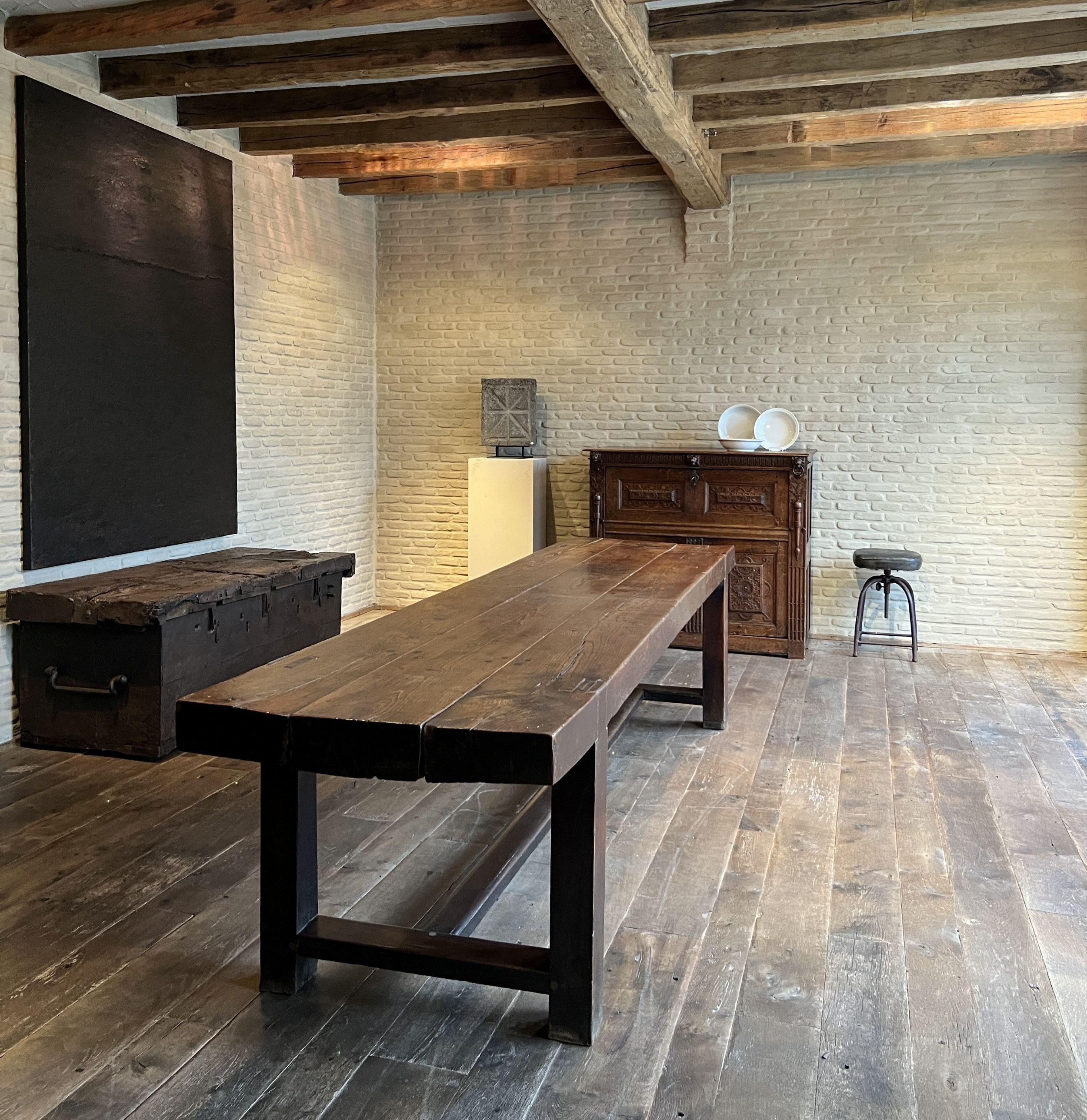 Mesa de granja refectorio muy grande de principios del siglo XIX en venta 9
