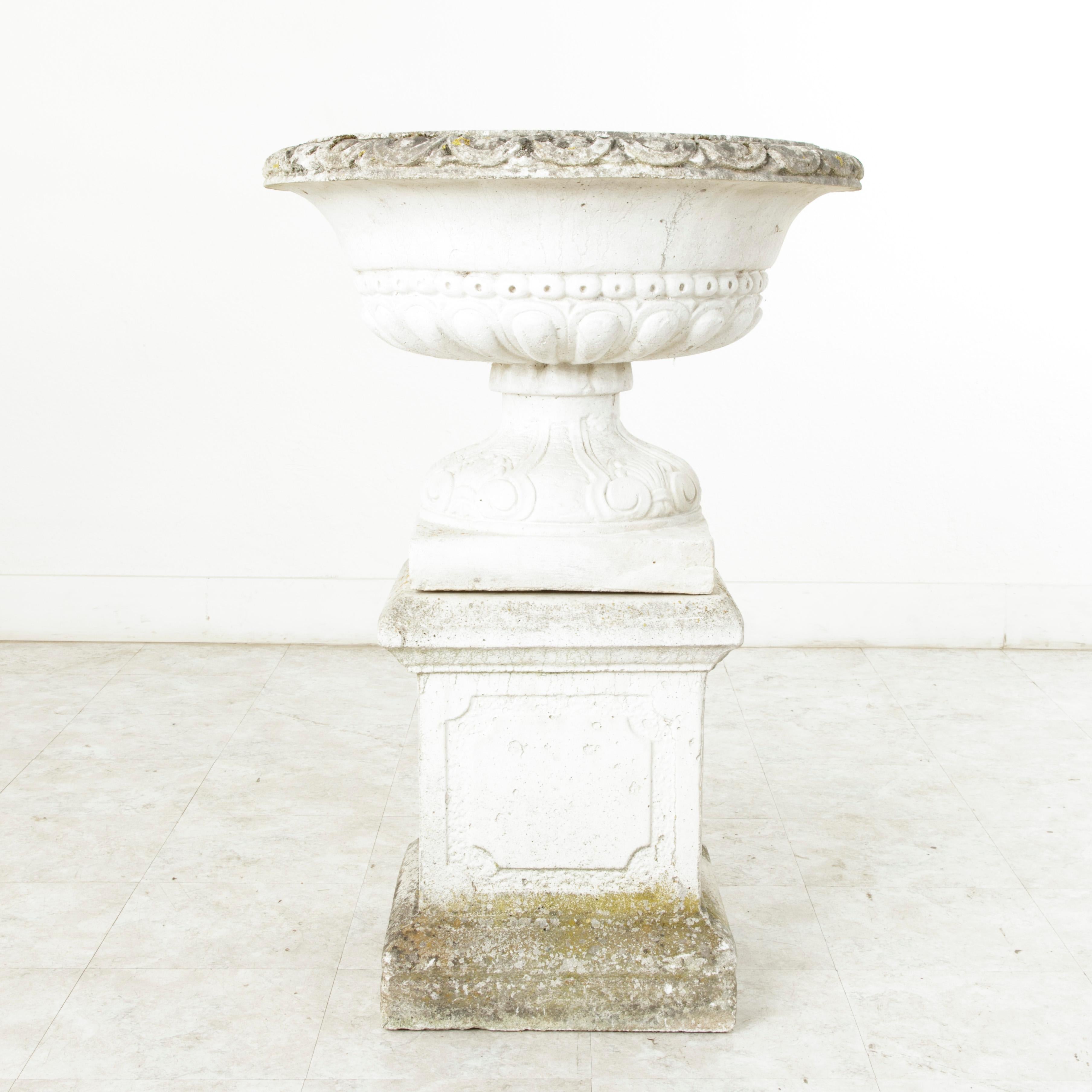 pedestal urn