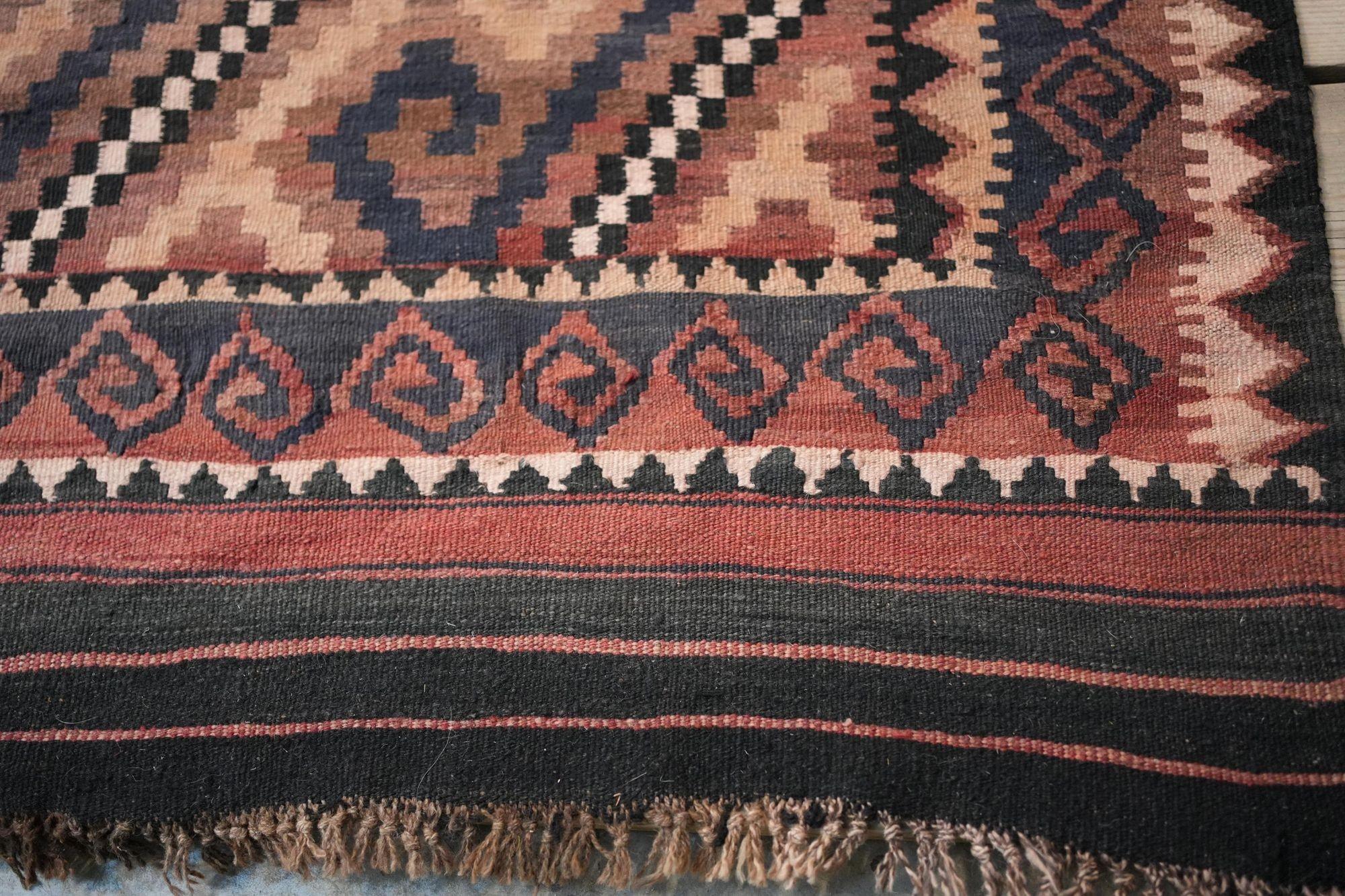 Very large Early 20th century Maimana Kilim rug For Sale 6
