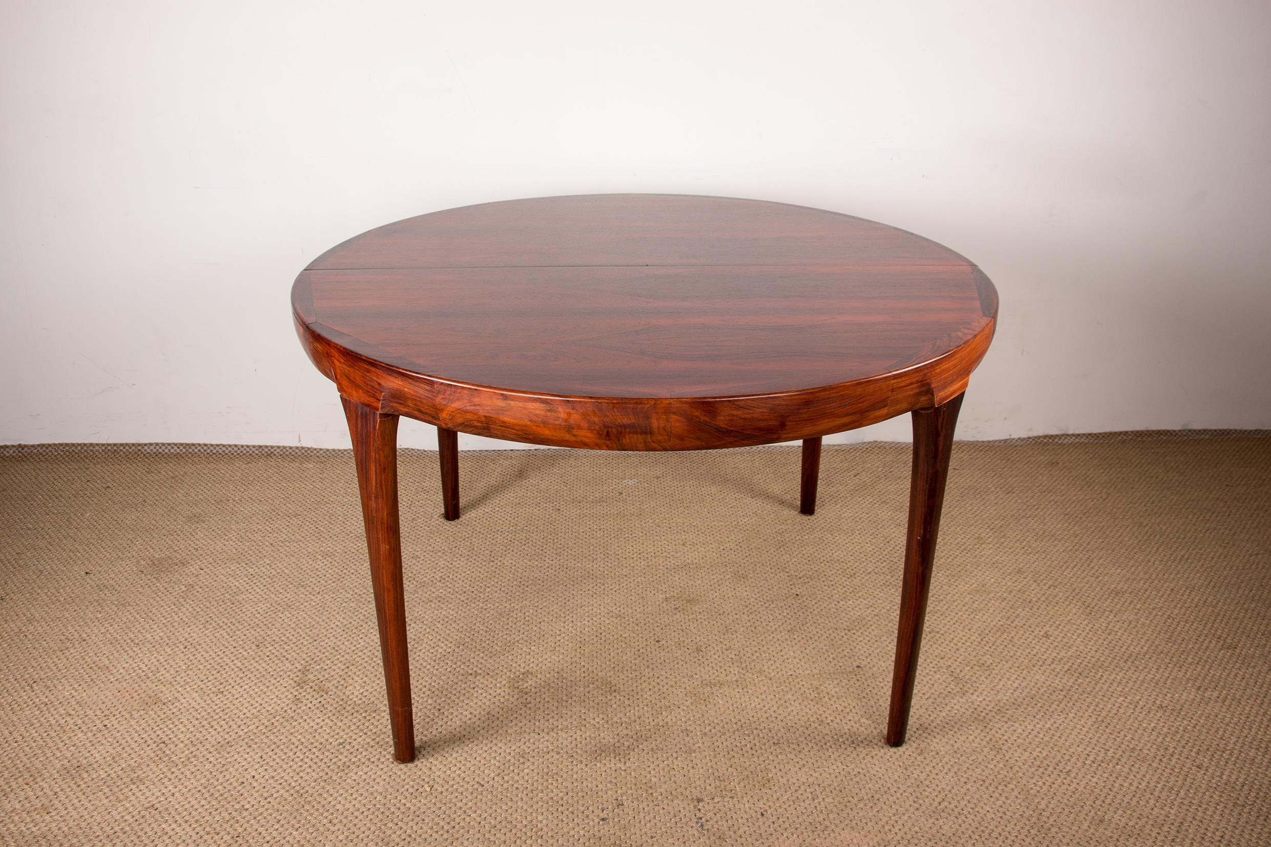 Scandinavian Modern Very large extendable Danish dining table (270 cm)  Rosewood by Ib Kofod Larsen.