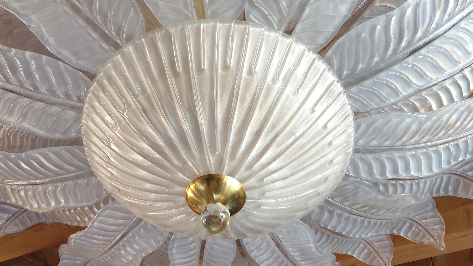 Late 20th Century Large Flushmount Clear Murano glass Chandelier Mid-Century Modern Barovier, 1970