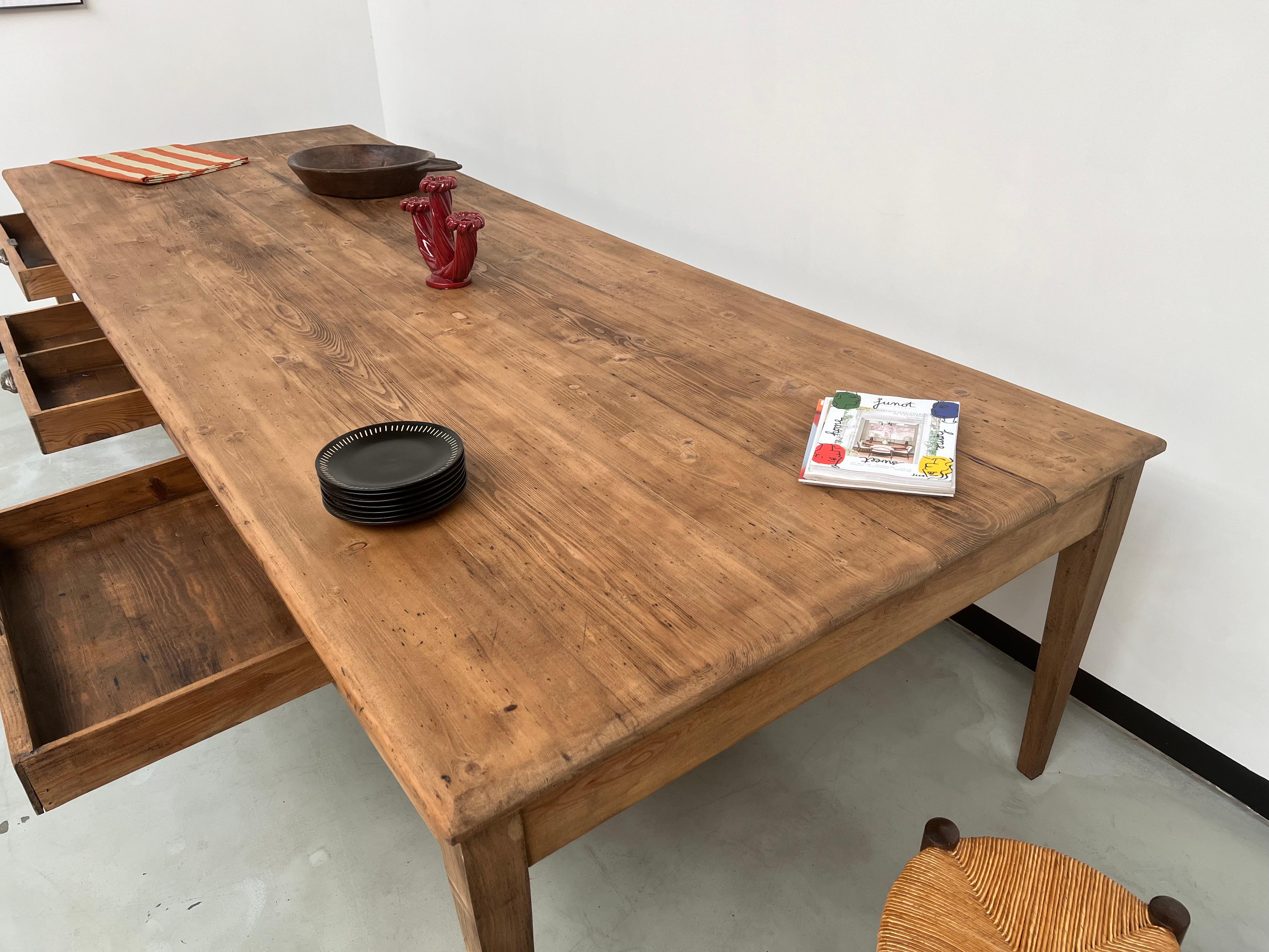 Very large french vintage farm table with spindle legs 14