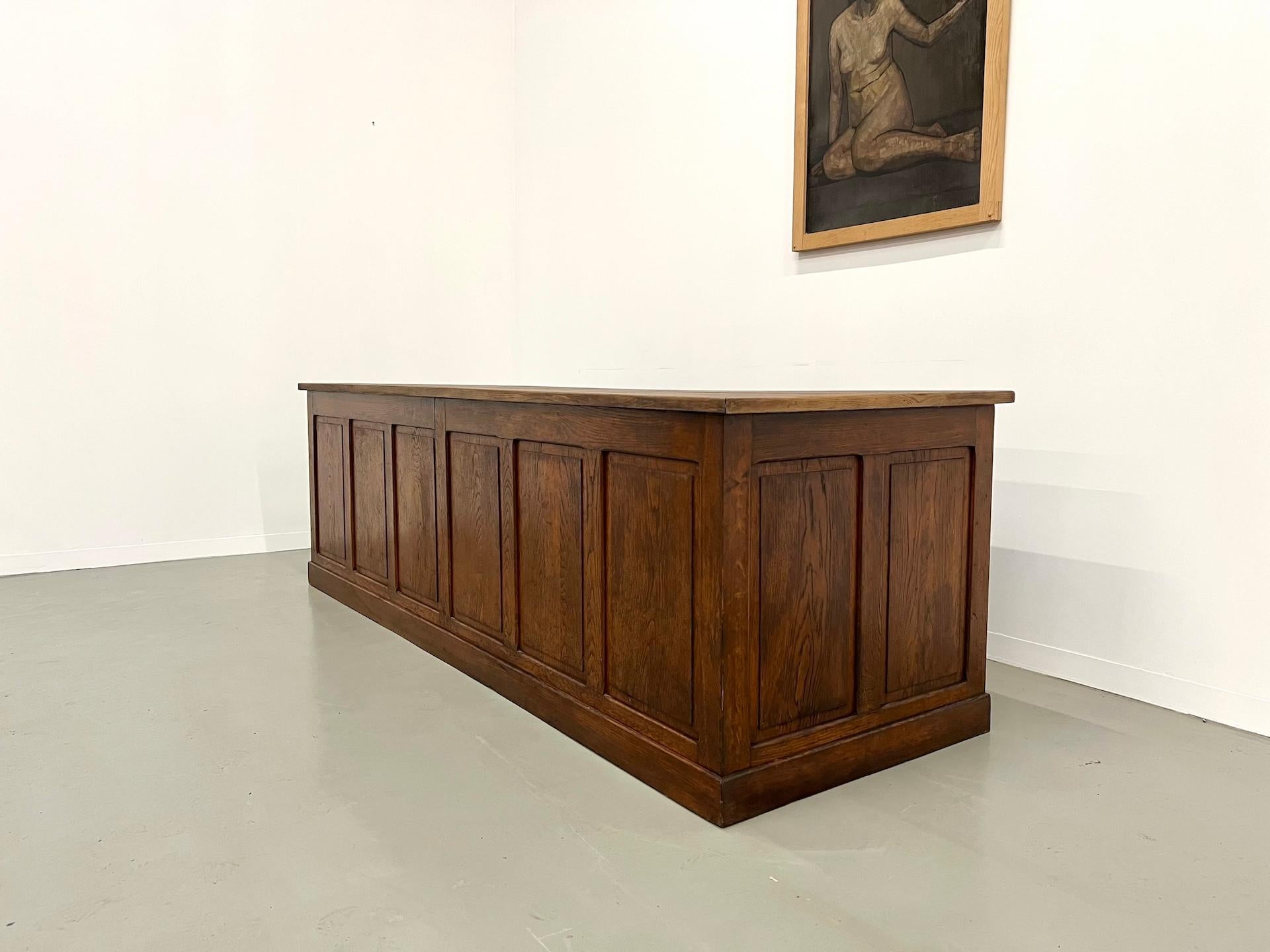 Very large french XXL oak sales counter For Sale 5