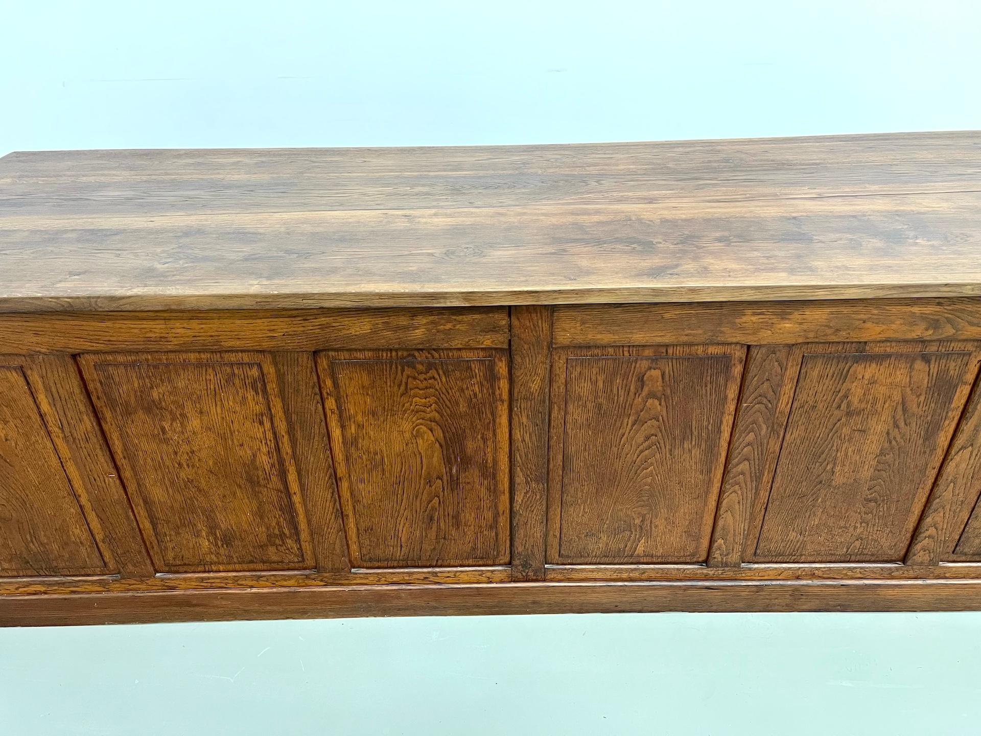 Very large french XXL oak sales counter For Sale 8