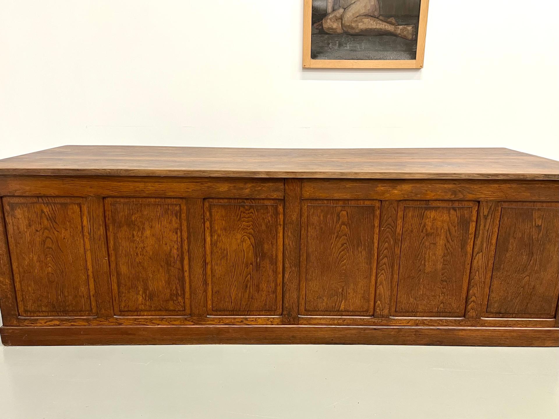 Very large french XXL oak sales counter For Sale 9