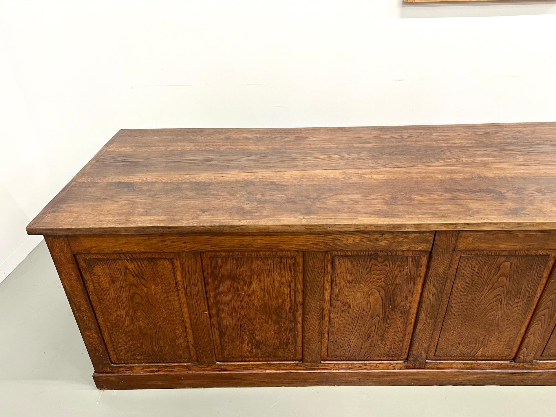 20th Century Very large french XXL oak sales counter For Sale